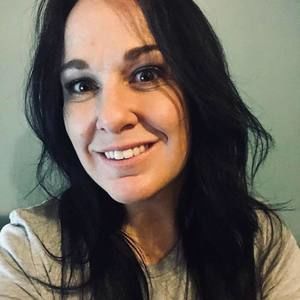 Meet your Posher, Jenn